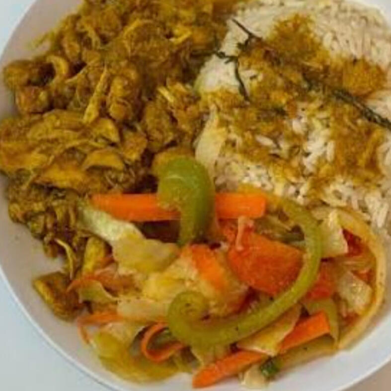 *Curry Chicken Served with Plain rice, pop or water Choice of plain rice or Rice & Peas, pop or water